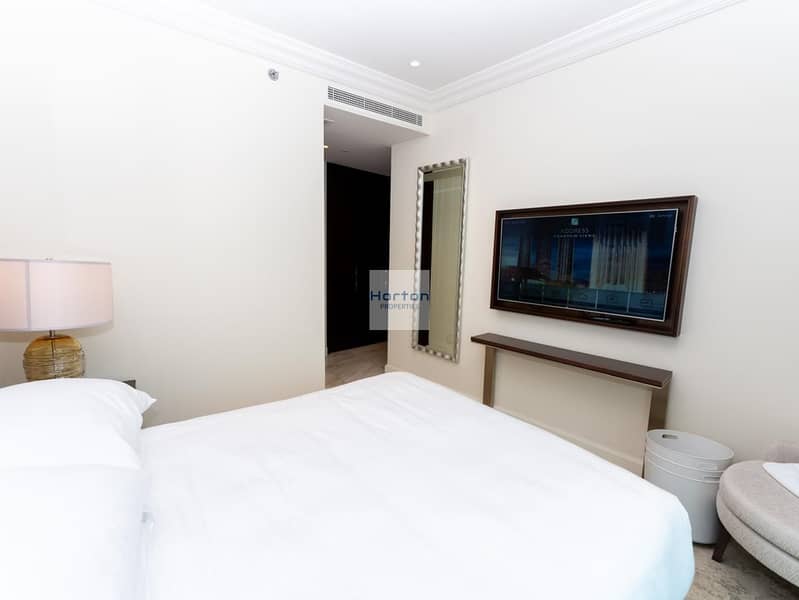 ICONIC BURJ AND FOUNTAIN VIEWS I FULLY FURNISHED - Image 37