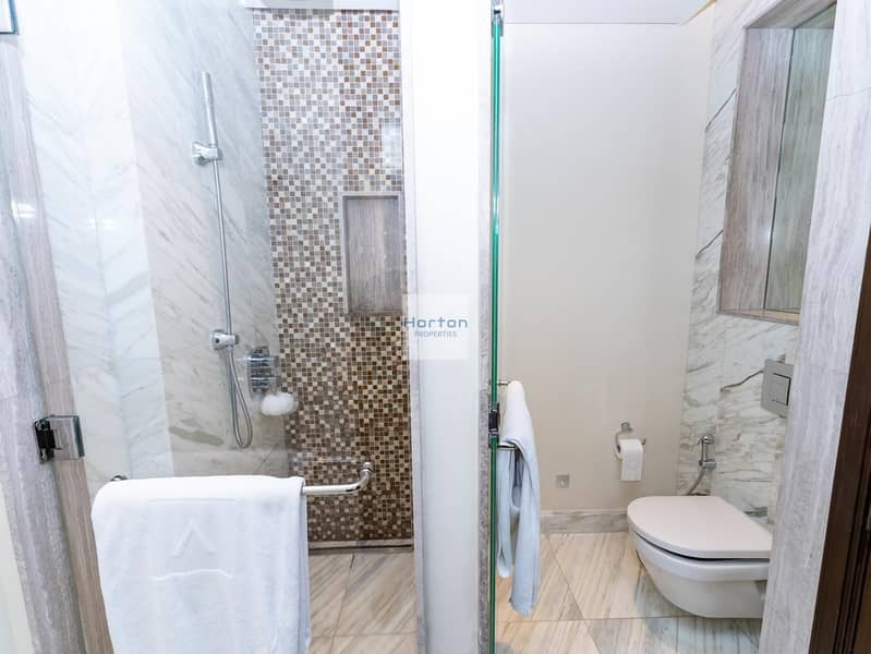 ICONIC BURJ AND FOUNTAIN VIEWS I FULLY FURNISHED - Image 47