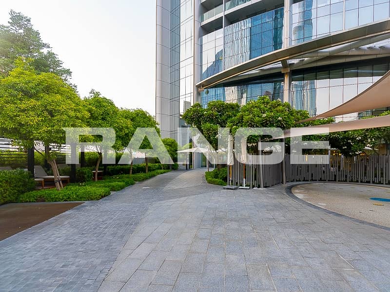 Skyline Views | High Floor | Maid's Room - Image 28