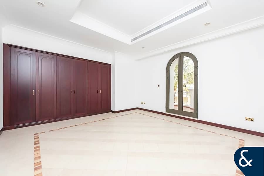 Well Maintained | Atlantis View | Atrium - Image 6