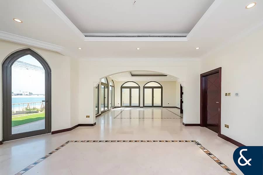 Well Maintained | Atlantis View | Atrium - Image 8