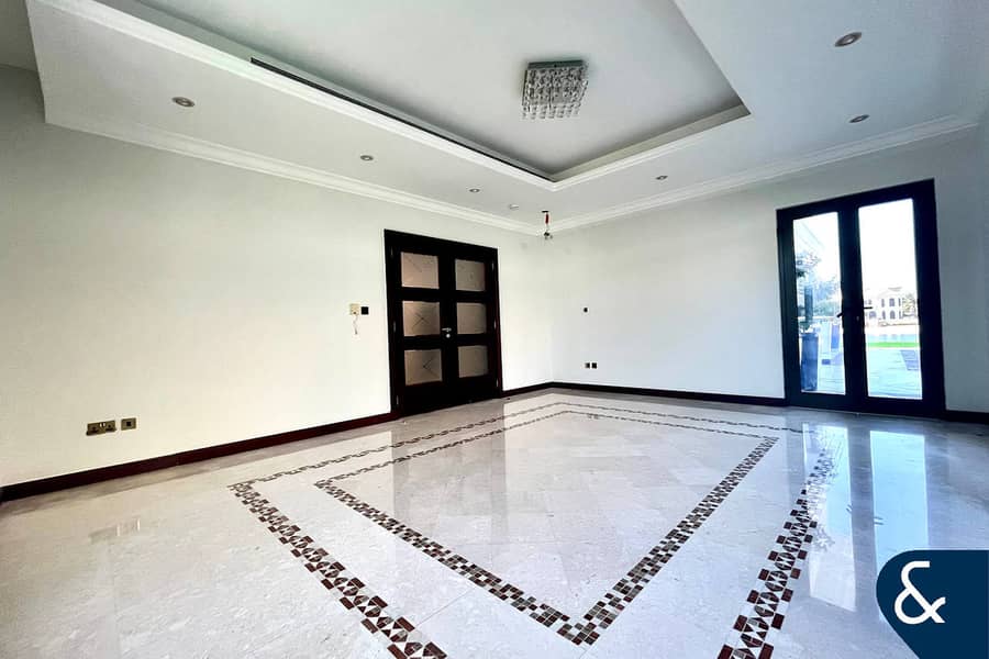 Well Maintained | Atlantis View | Atrium - Image 16
