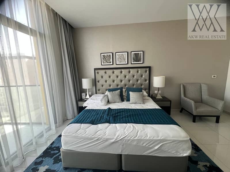 FULLY FURNISHED | BRIGHT UNIT | WELL MAINTAIN