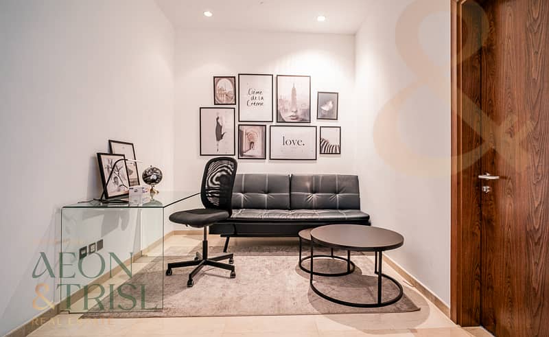 Waterfront Living | Mid Floor | Fully Furnished - Image 15