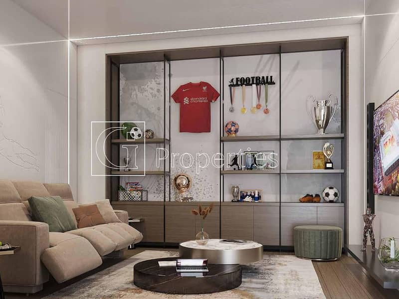 Middle Unit | Big Layout | Waterfront Community