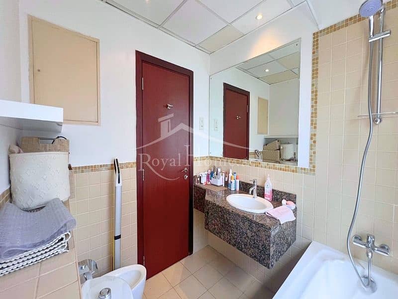 Luxury w/ Sea View and Marina View 1BR - Image 10