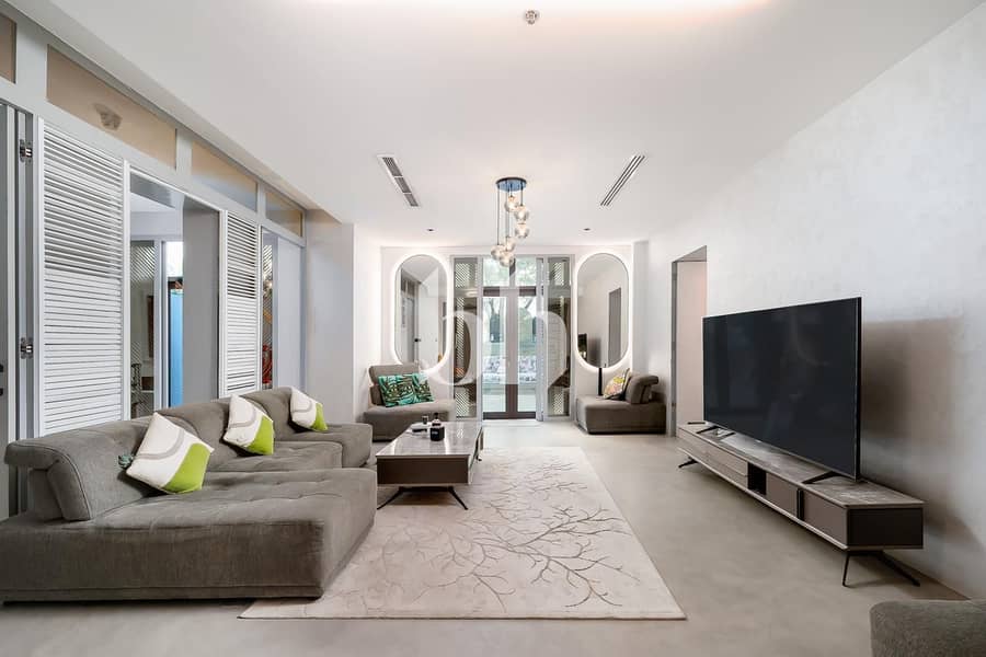 Luxury Upgrades | Study & Garden | Large Layout