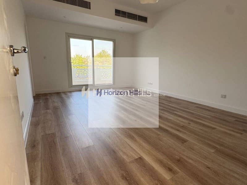 5-Bedroom Villa | Lake View | Prime Location