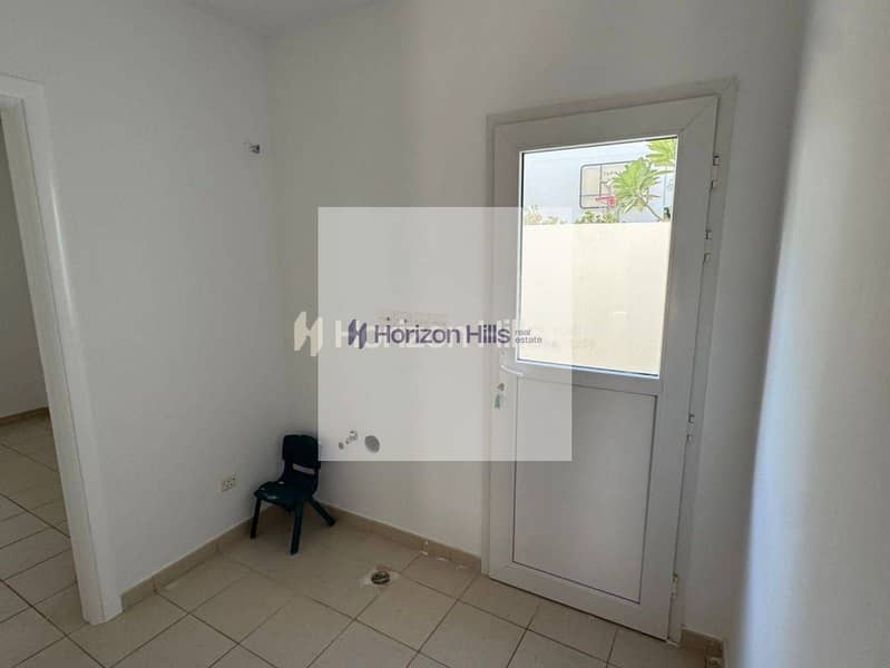 5-Bedroom Villa | Lake View | Prime Location