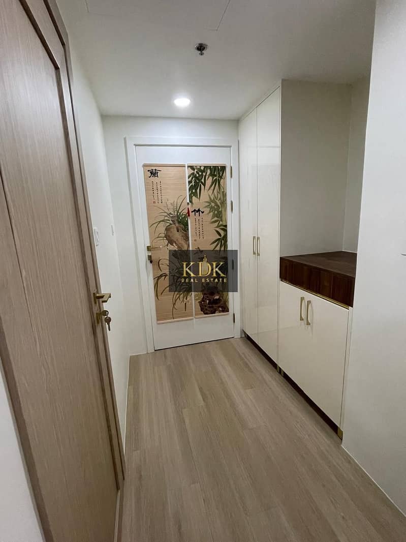 Sophisticated Haven In A Premium Lifestyle Enclave - Image 6