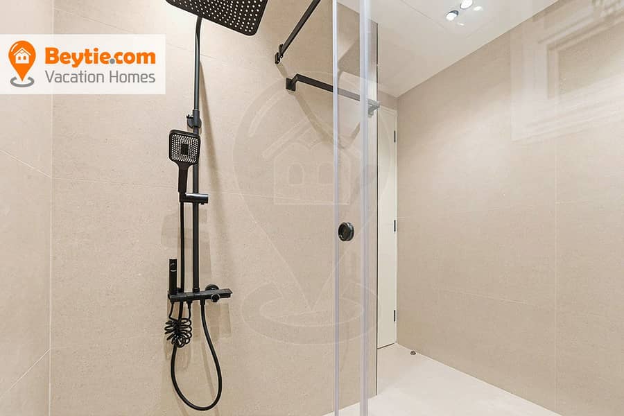 Elegant New Fully Furnished 1BR in Syann Park - 1 - Image 24