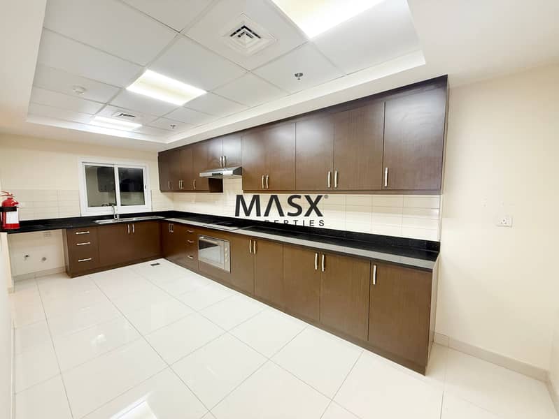 Vacant | Huge Layout | Family Living | 3BR + Maids | Prime Location