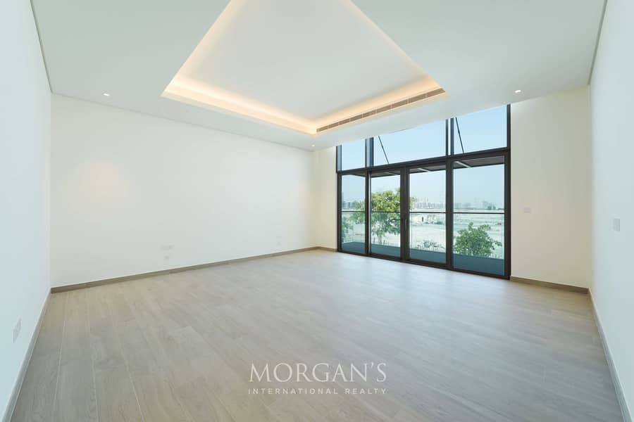 4 BR Villa | Private Pool | Spacious Layout