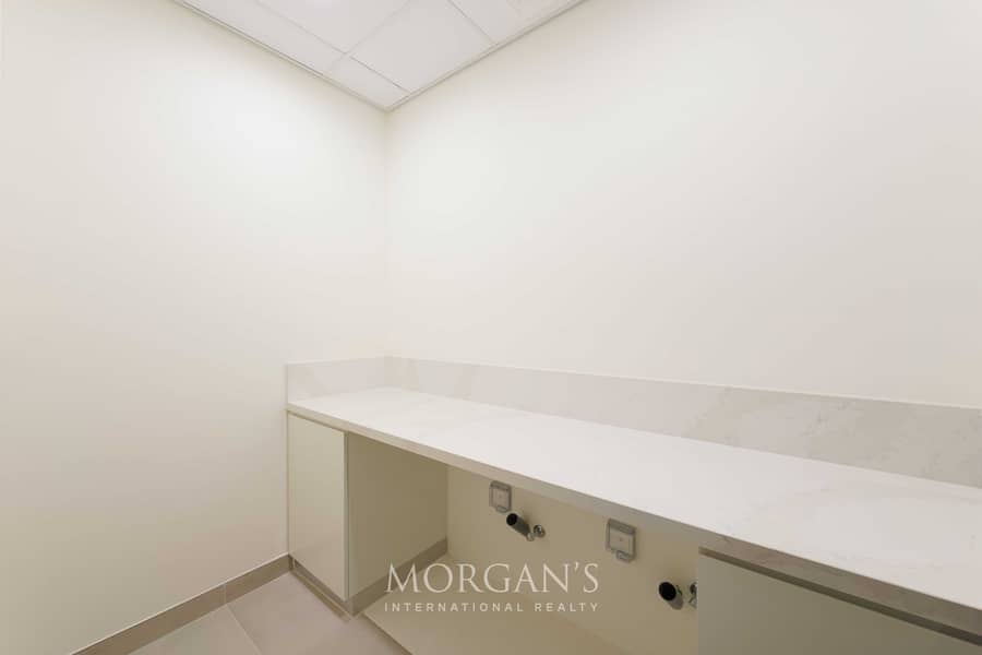 4 BR Villa | Private Pool | Spacious Layout - Image 10