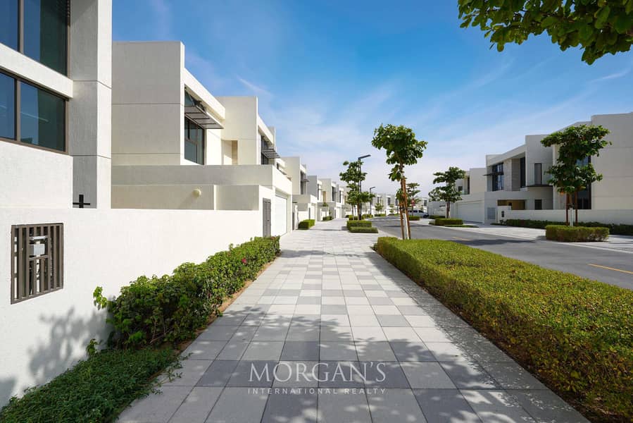 4 BR Villa | Private Pool | Spacious Layout - Image 26