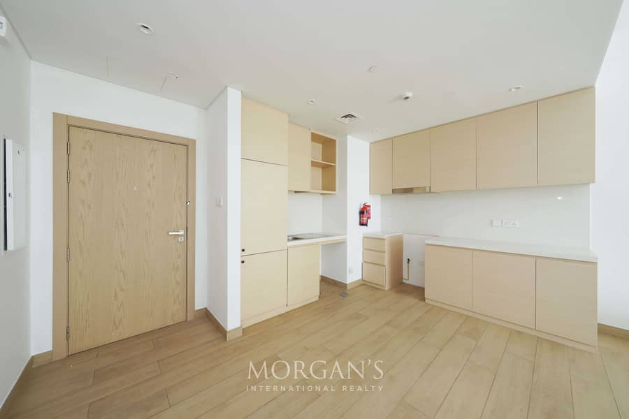 1 BR Unit | Unfurnished | Community View