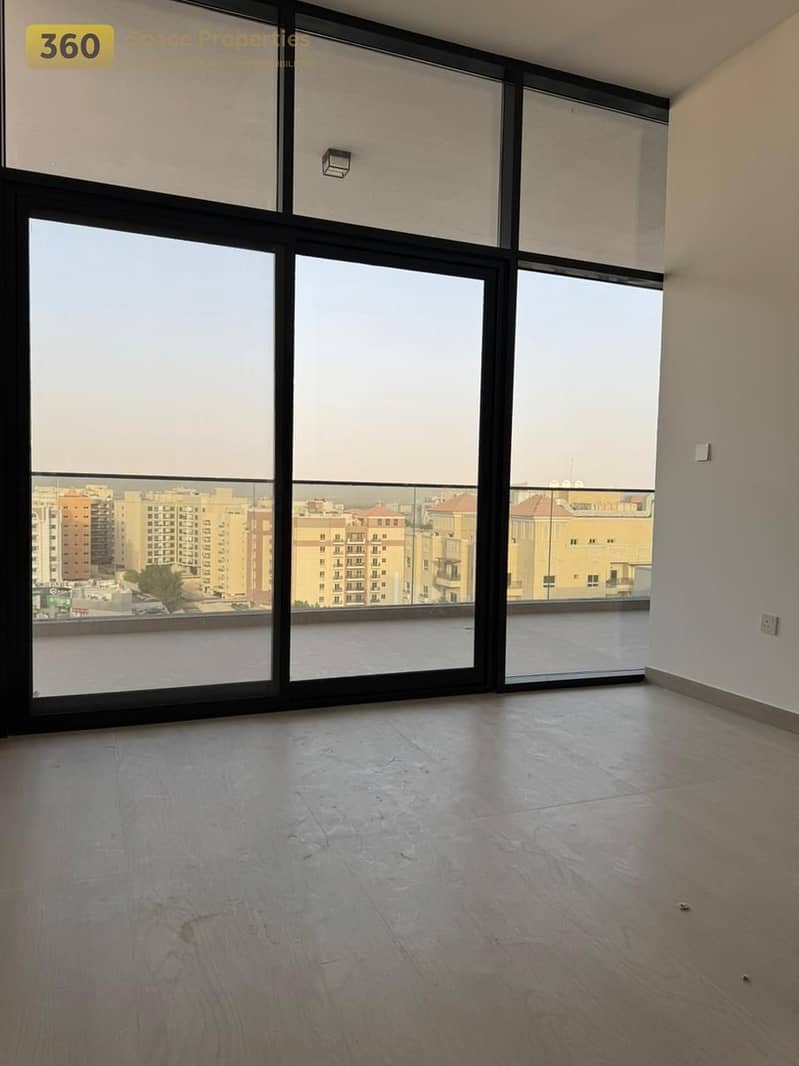 Brand New Luxury 3BR + Maid’s Room | Modern Fitted Kitchen - Image 9