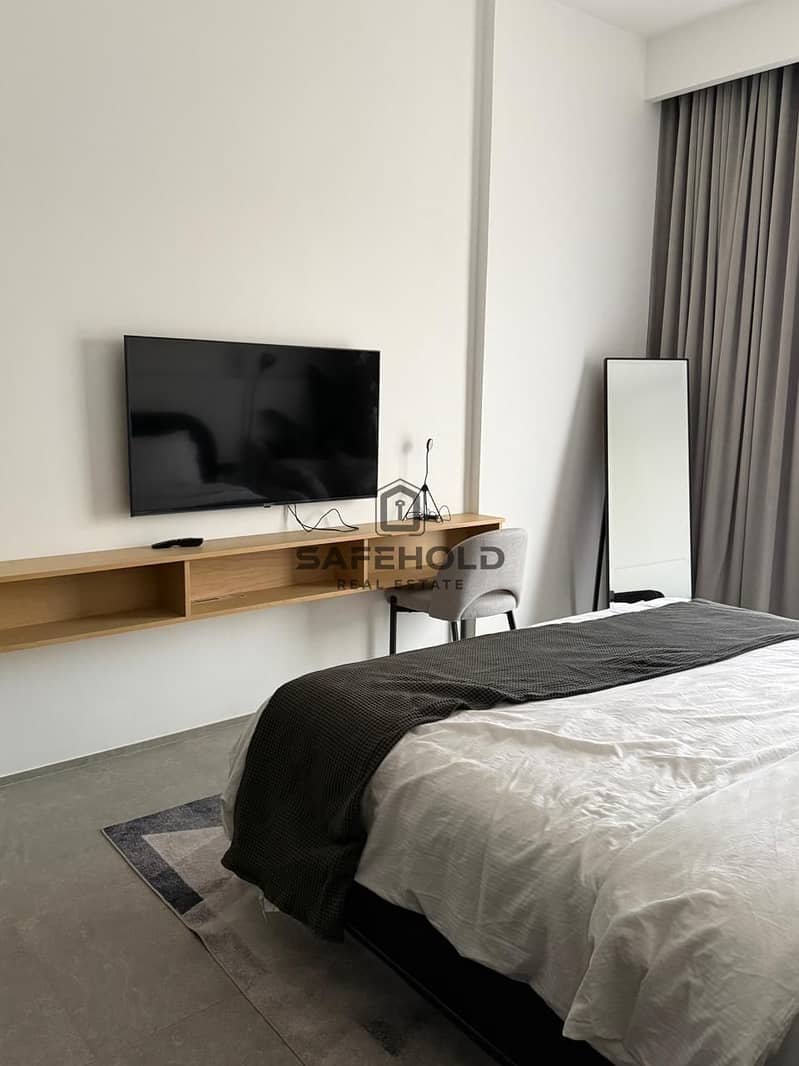 FULLY FURNISHED 2 BHK | URGENTLY RENT | PRIME LOCATION | BEST PRICE