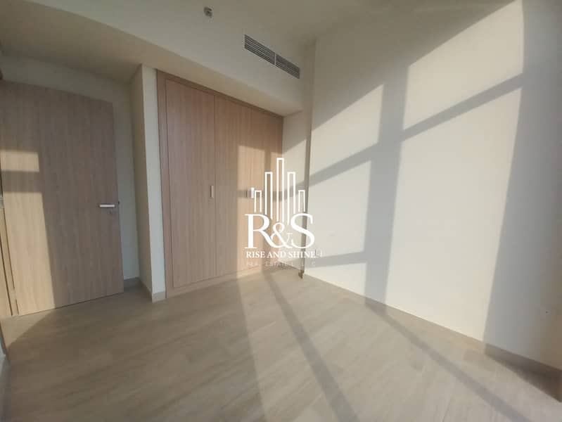 Bright & Airy | Unfurnished |Ready to Move-In