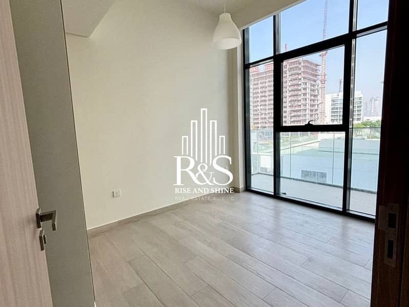 Bright & Airy | Unfurnished |Ready to Move-In - Image 7