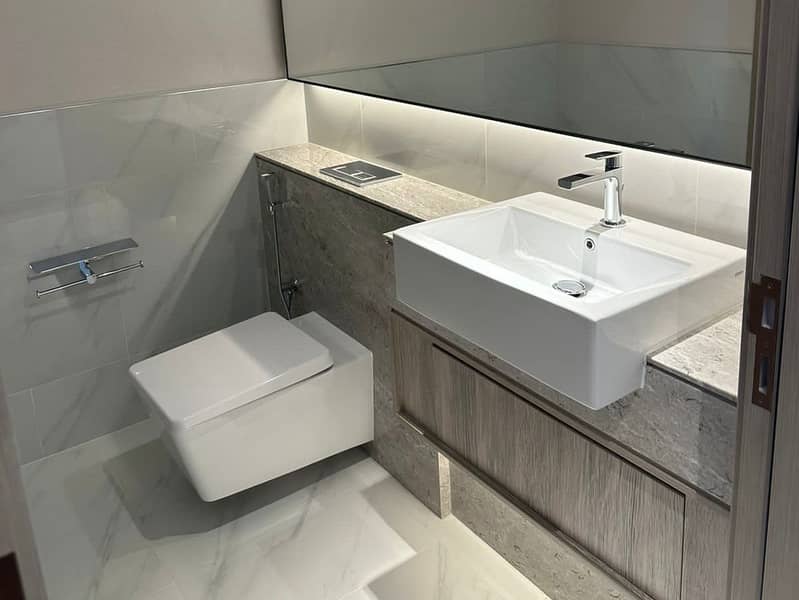 SEA VIEW WITH THREE BEDROOMS READY TO MOVE IN - Image 19