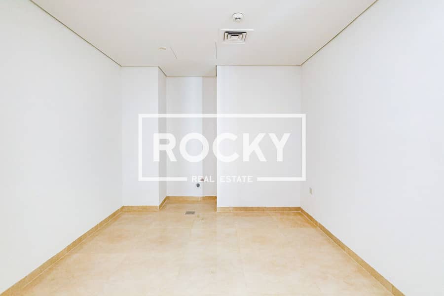 3 Naim Residence - Apartment (7 of 20). jpg