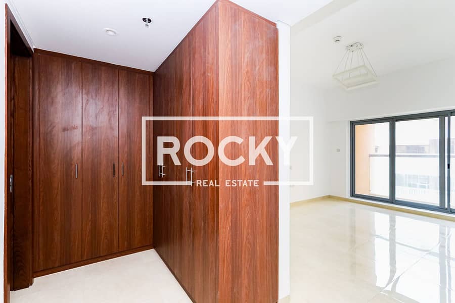 9 Naim Residence - Apartment (17 of 20). jpg