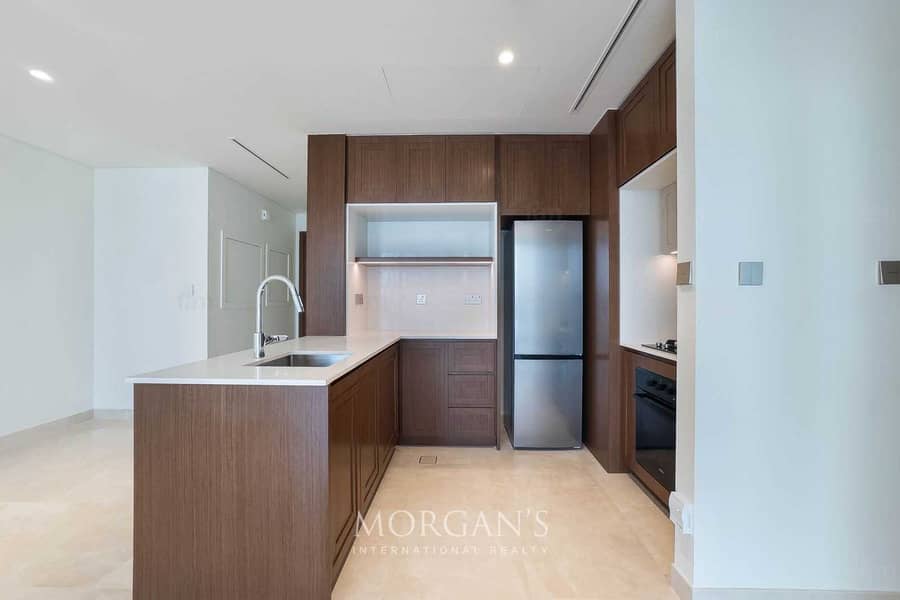 High Floor | Water View | Luxurious Layout