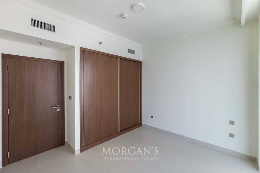 High Floor | Water View | Luxurious Layout - Image 10