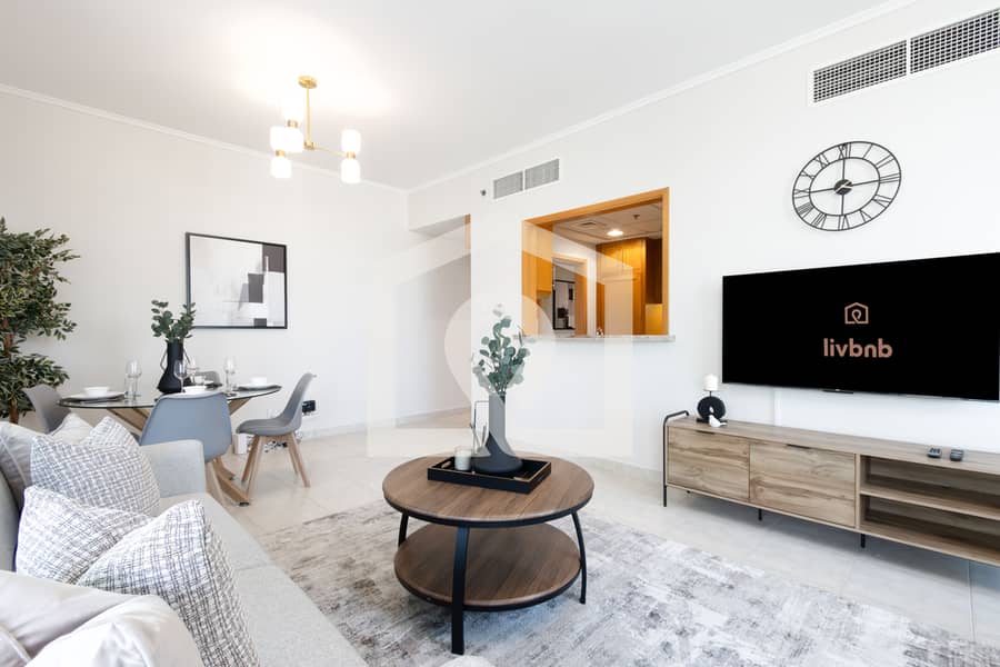 Bright Apartment with Lake Views – The Links East Tower - Image 13