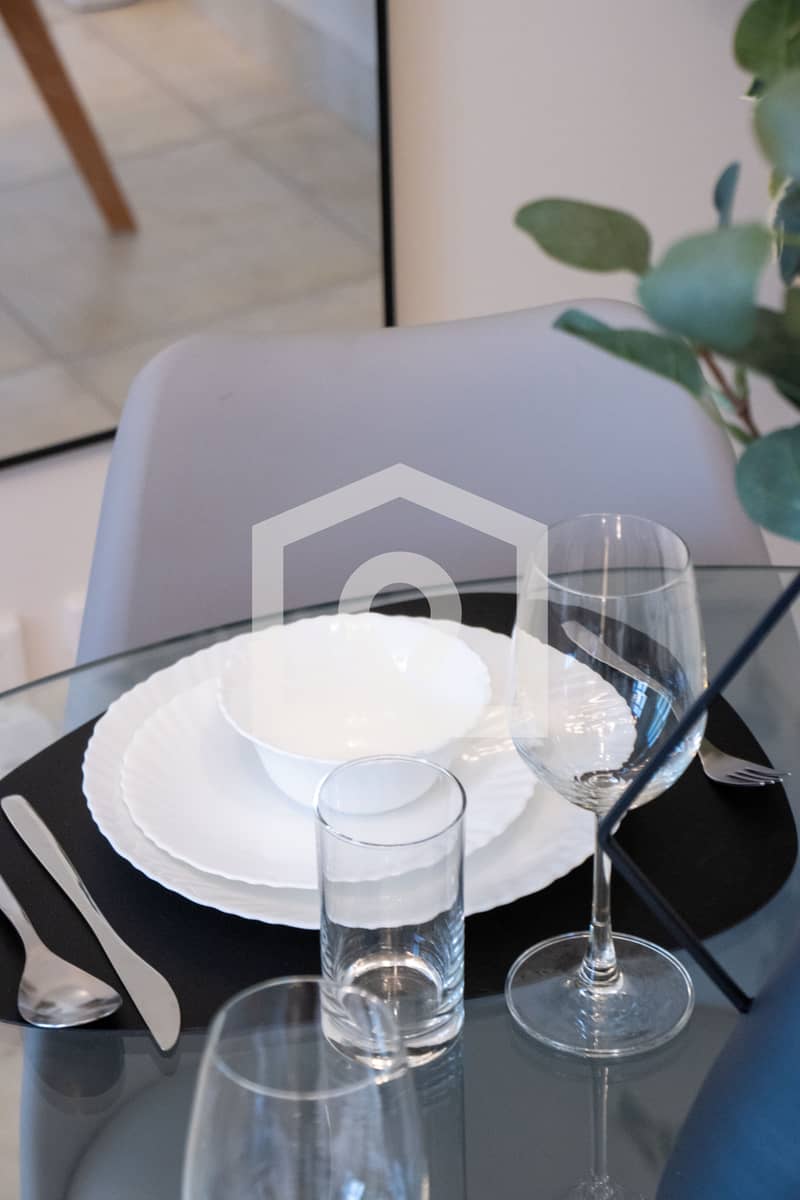 Bright Apartment with Lake Views – The Links East Tower - Image 20