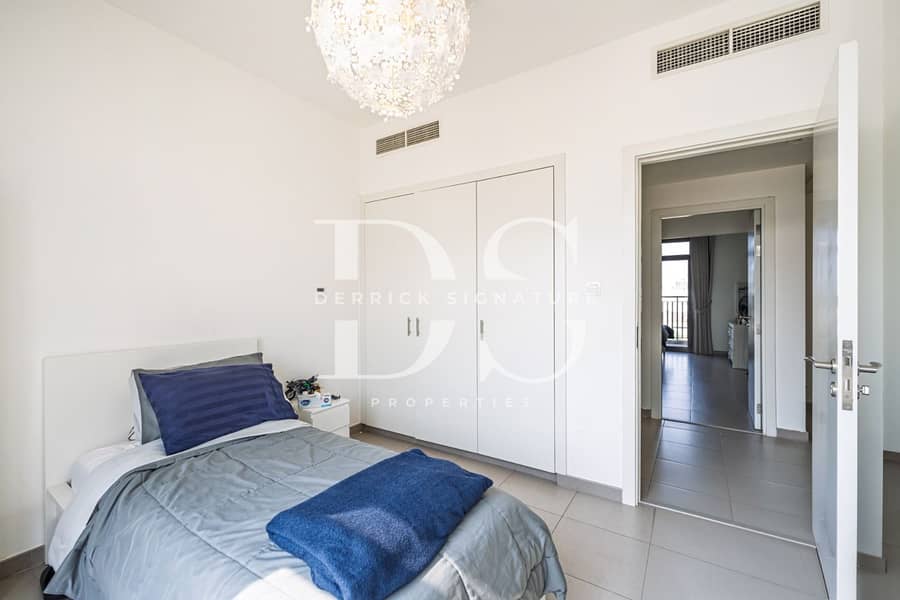 3BR Single Row | Top Location | Well Presented - Image 8