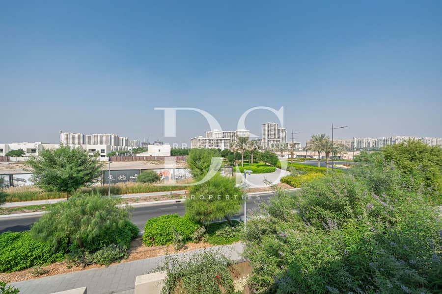 3BR Single Row | Top Location | Well Presented - Image 16