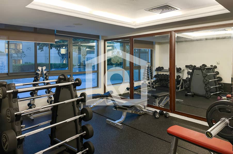 Bright Apartment with Lake Views – The Links East Tower - Image 38