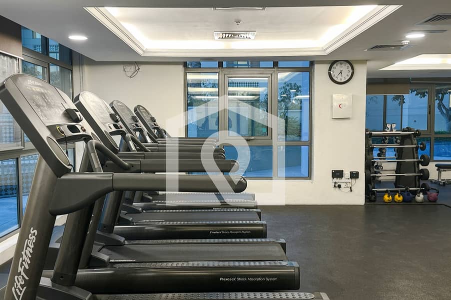 Bright Apartment with Lake Views – The Links East Tower - Image 40