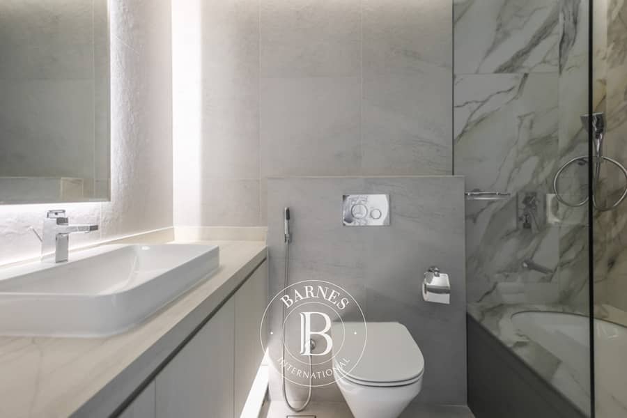 Fully Furnished | Stunning Marina View | Brand New - Image 12