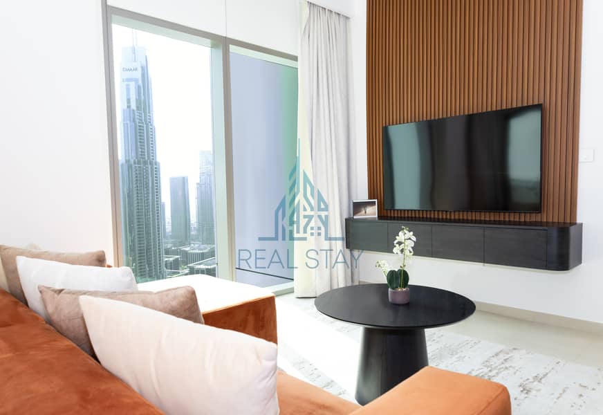 Exclusive New years 4 Month Special Offer| Burj Khalifa View | Dubai Mall Access Link + 1 free housekeeping