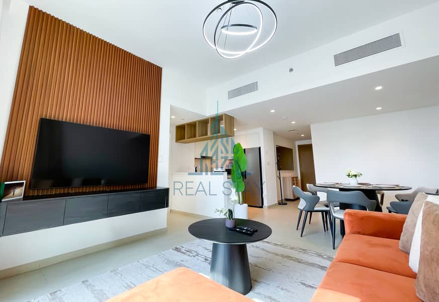 Exclusive New years 4 Month Special Offer| Burj Khalifa View | Dubai Mall Access Link + 1 free housekeeping