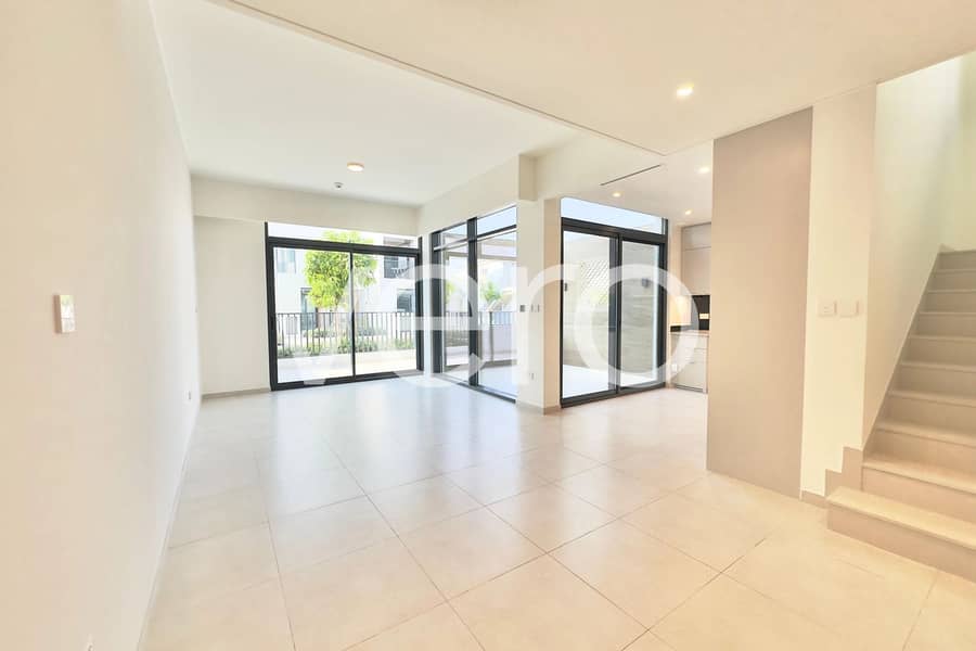 Rare Triplex | Wadi Backing | White Goods Included