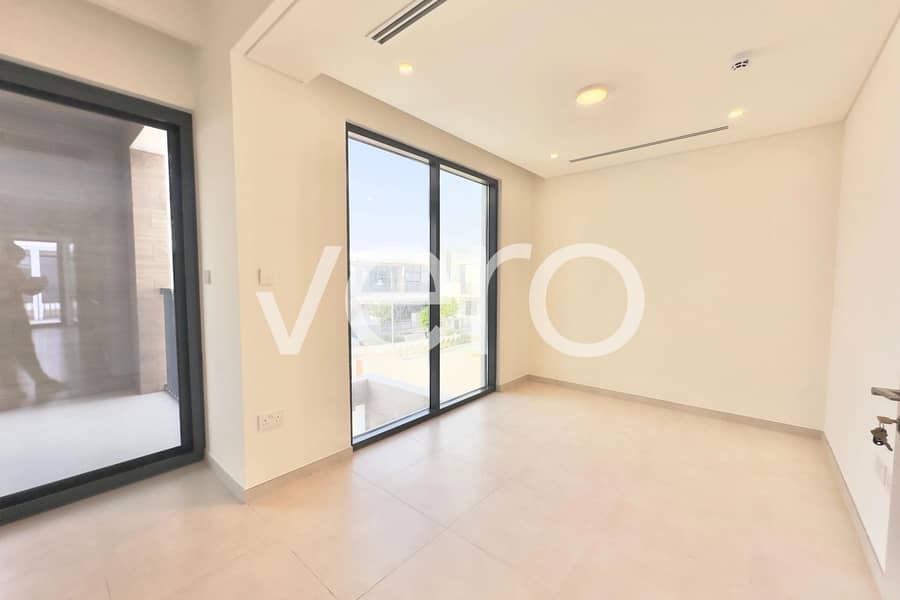 Rare Triplex | Wadi Backing | White Goods Included