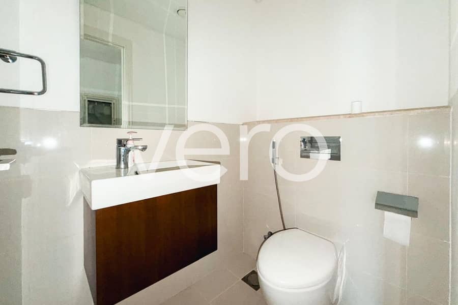 Podium Level | Boulevard View | Chiller Free - Image 17