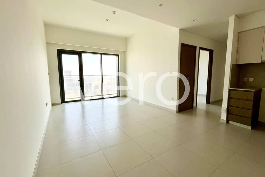 Vacant | High Floor | Canal View