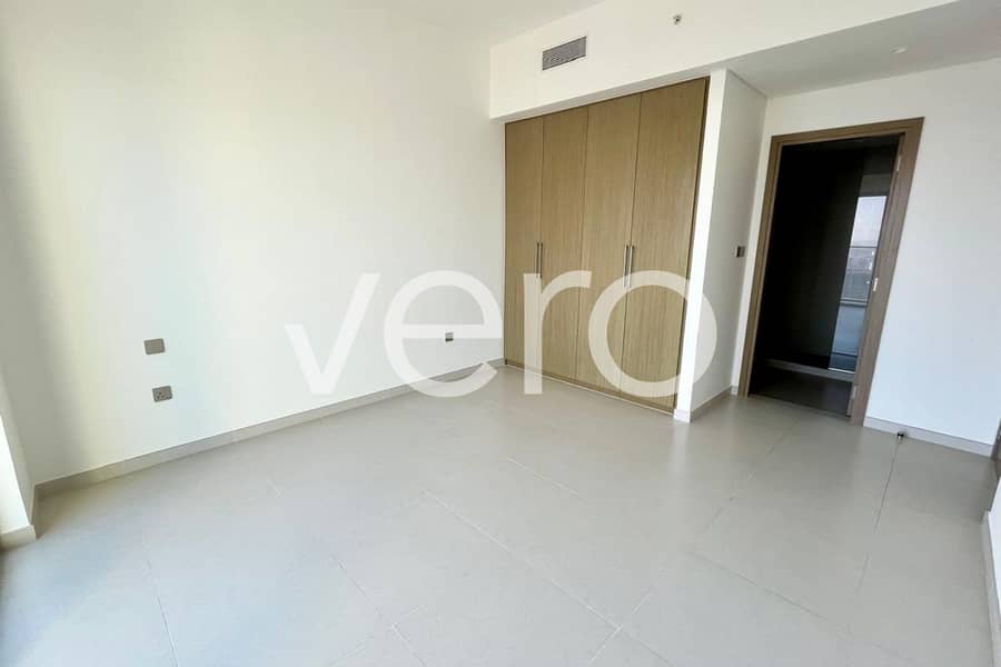 Vacant | High Floor | Canal View