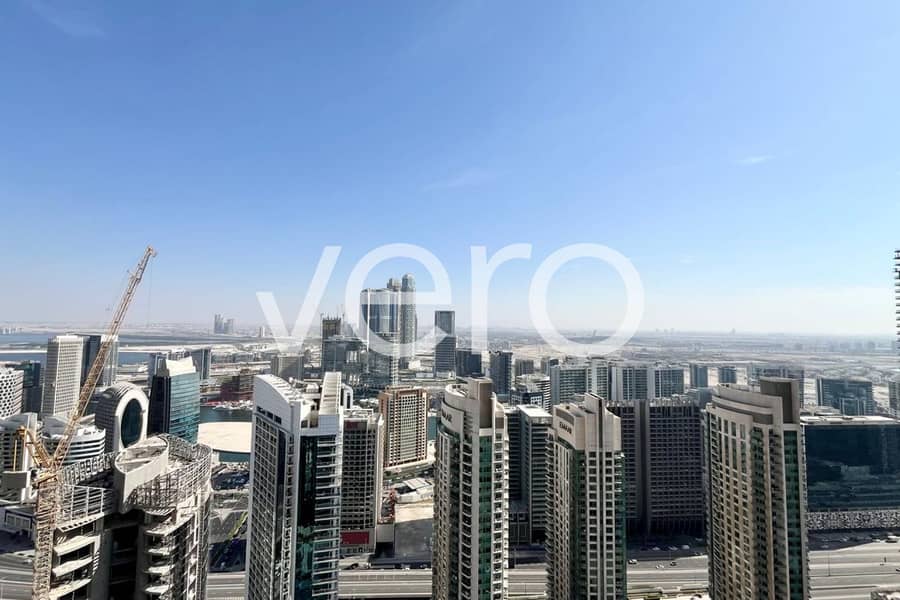 Vacant | High Floor | Canal View - Image 6