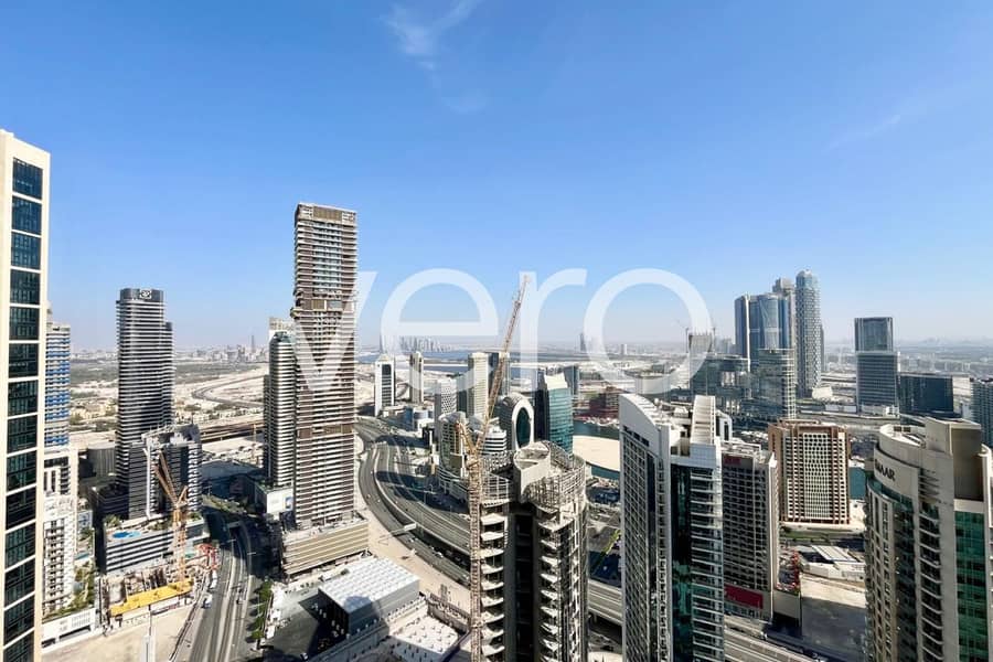 Vacant | High Floor | Canal View - Image 7