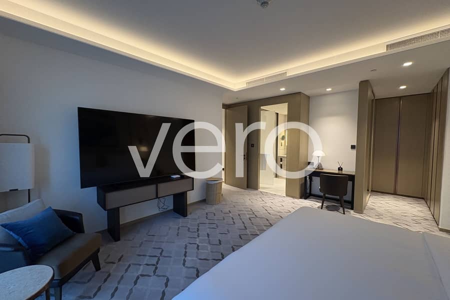 Luxury Living | Waterfront Views | Modern Design