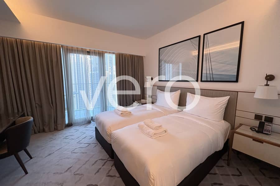 Luxury Living | Waterfront Views | Modern Design - Image 13