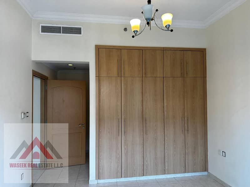 CHILLER FREE I EXCEPTIONAL I SPACIOUS - Image 6