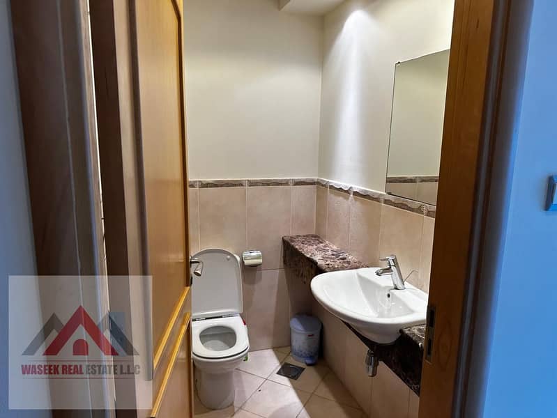 CHILLER FREE I EXCEPTIONAL I SPACIOUS - Image 10