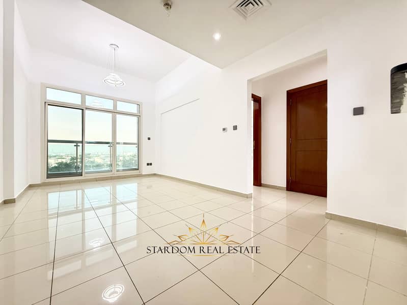 2 BR | SPACIOUS LAYOUT | VACANT